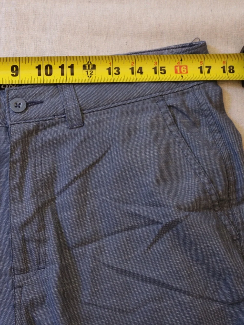 O'Neill Men's Size 34 Blue Chambray Flat Front Chino Walk Shorts Casual Preppy